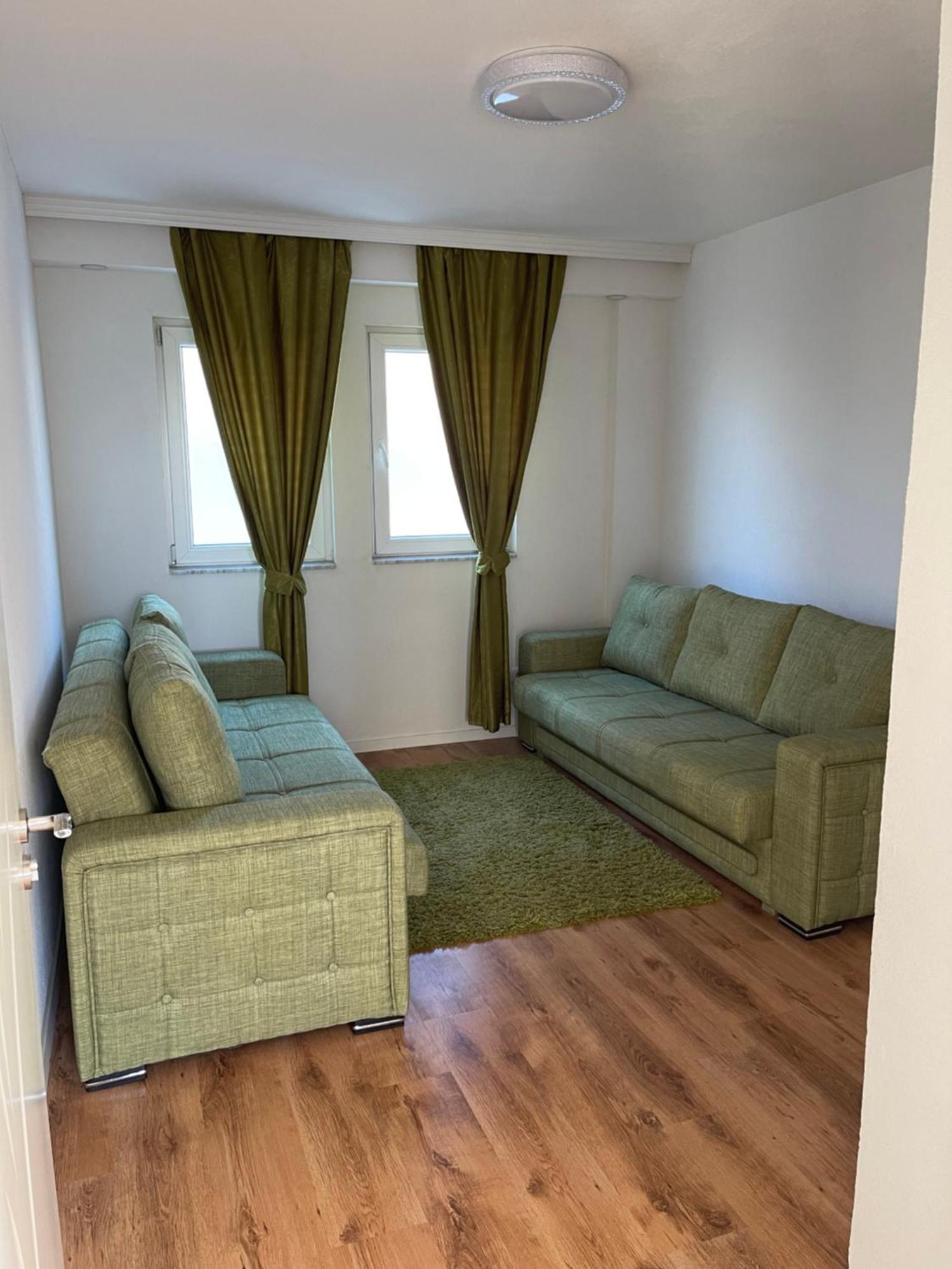 38 Apartment 1 普里什蒂纳 外观 照片